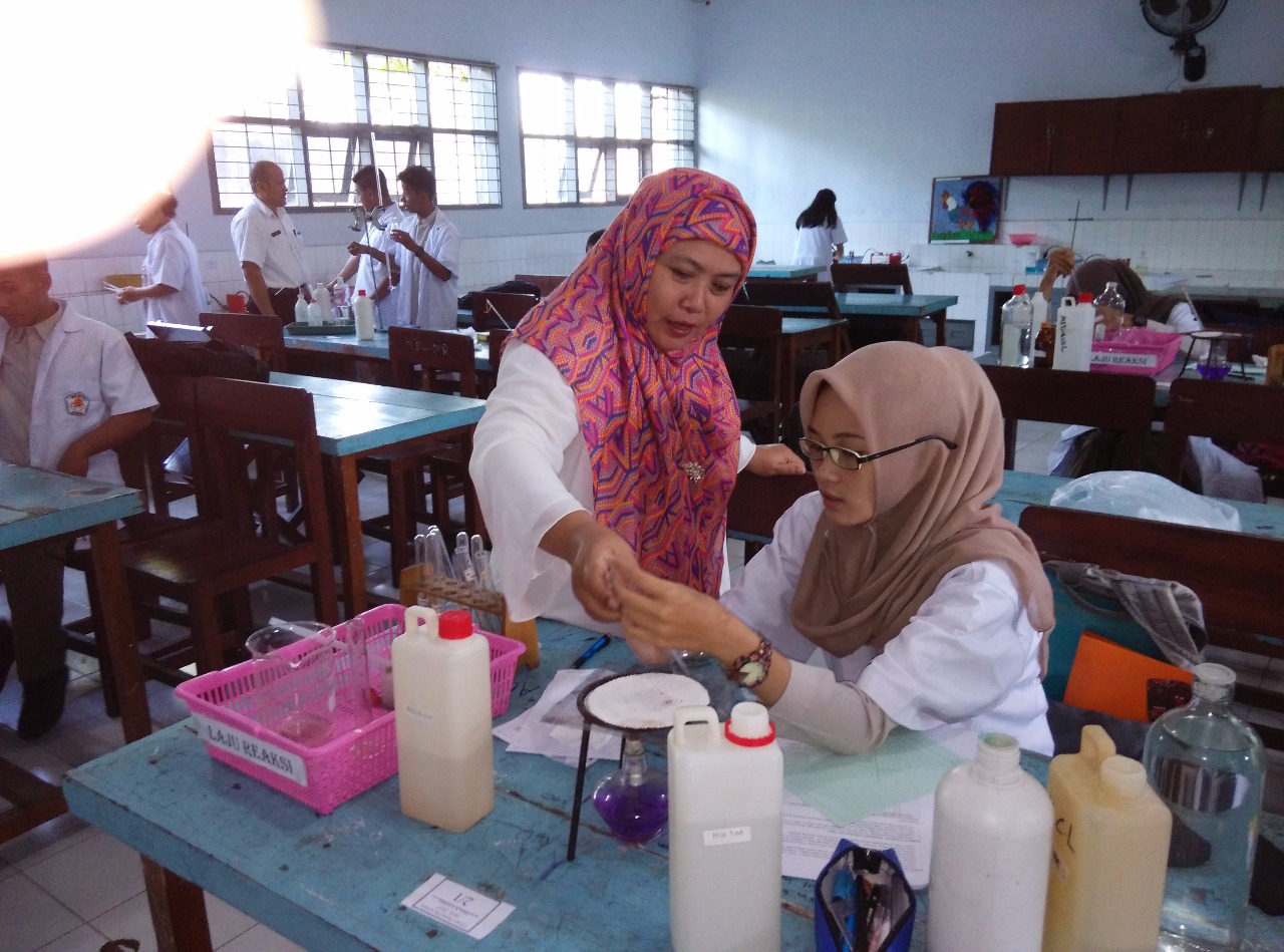 Lab Kimia