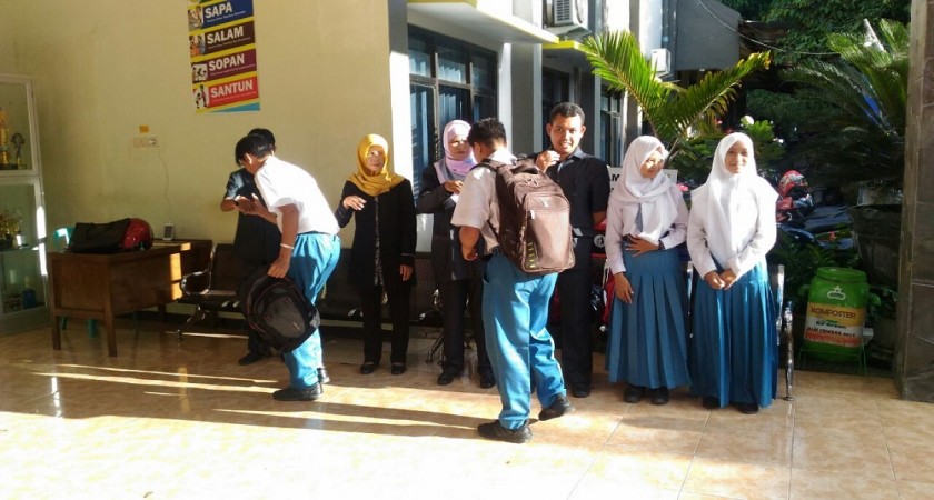WUJUDKAN SEKOLAH RAMAH, SMALA TERAPKAN 5S