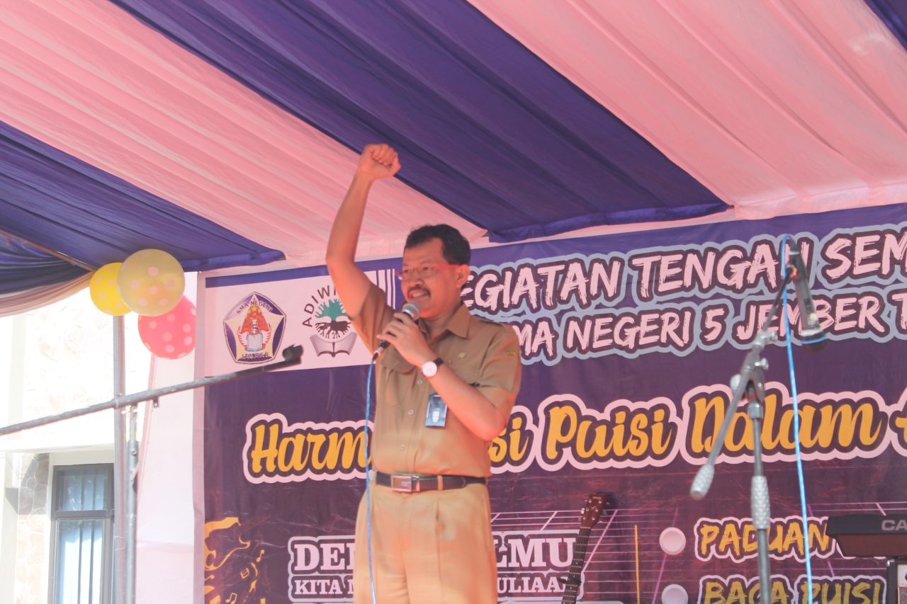 KEGIATAN TENGAH SEMESTER (KTS)SMA NEGERI 5 JEMBER