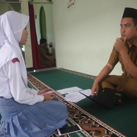 UJIAN PRAKTEK