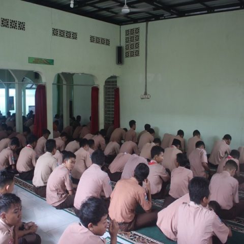 UJIAN PRAKTEK