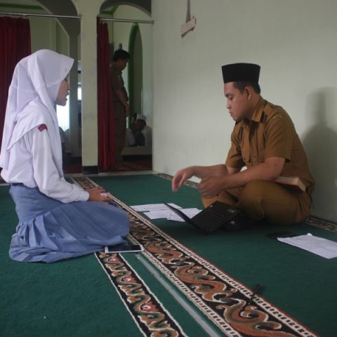 UJIAN PRAKTEK