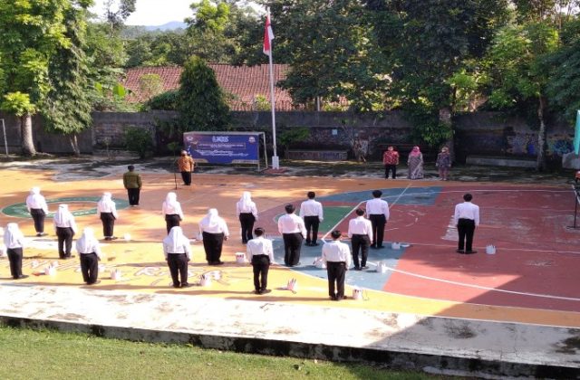 LATIHAN DASAR KEPEMIMPINAN SISWA (LDKS) SMA NEGERI 5 JEMBER