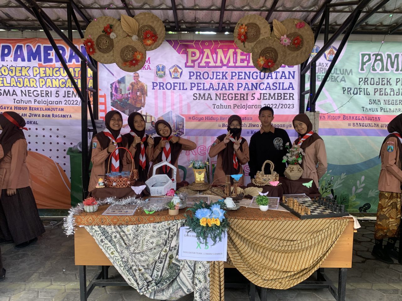 POTENSI DAN KREATIVITAS SISWA DALAM MENGIMPLEMENTASIKAN KURIKULUM MERDEKA
