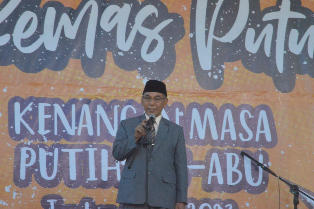 "KEMAS PUTU" ACARA LEPAS PISAH SMAN 5 JEMBER ANGKATAN TAHUN 2020