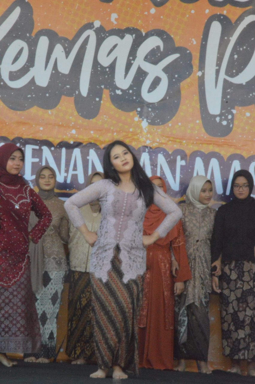 "KEMAS PUTU" ACARA LEPAS PISAH SMAN 5 JEMBER ANGKATAN TAHUN 2020
