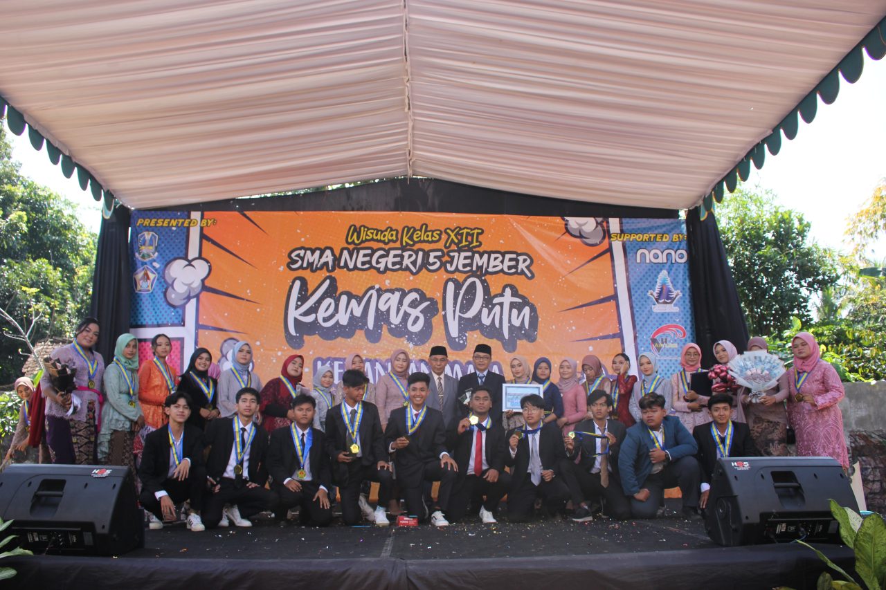"KEMAS PUTU" ACARA LEPAS PISAH SMAN 5 JEMBER ANGKATAN TAHUN 2020