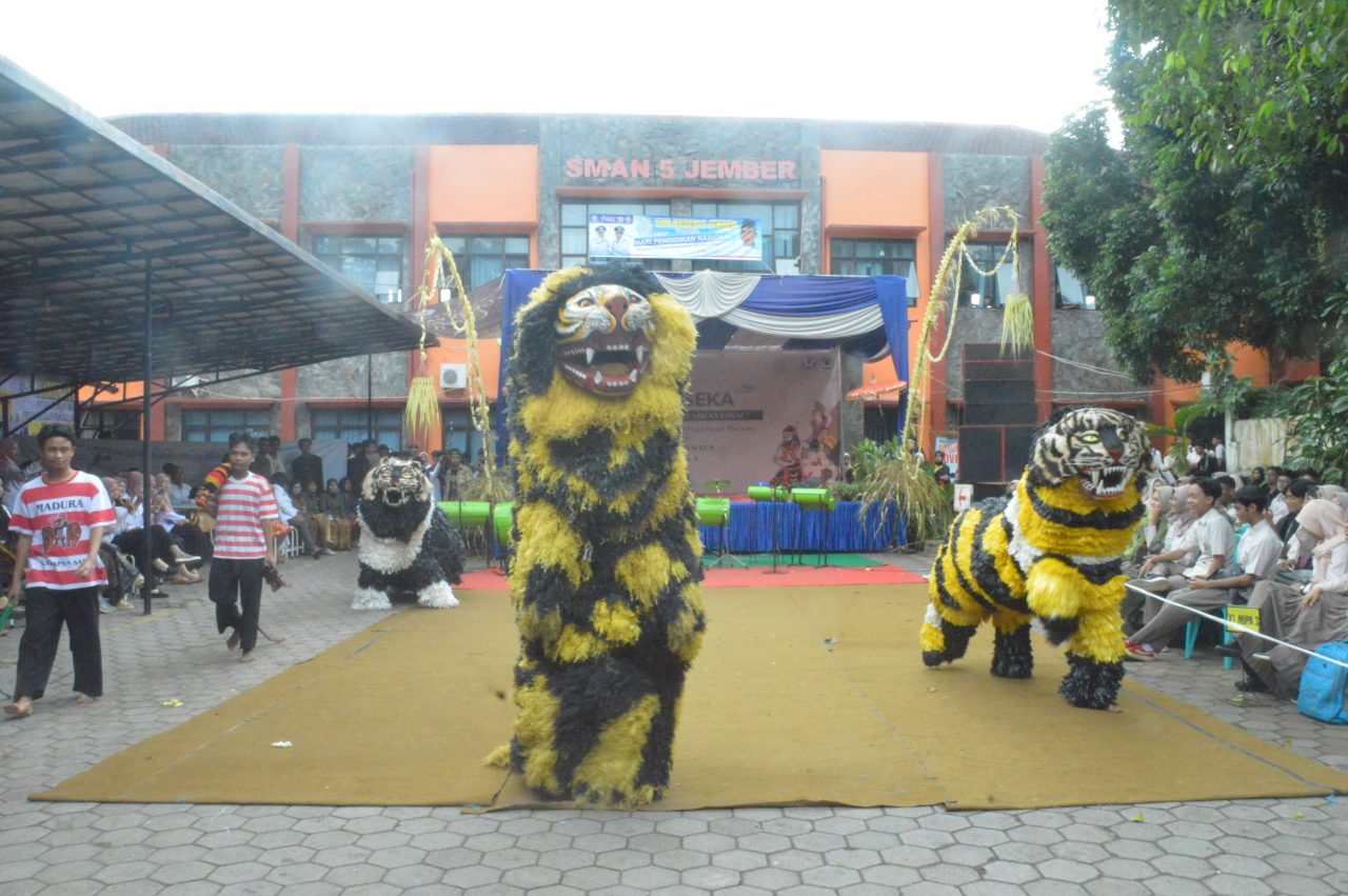 SELEBRASI SISWA KELAS X KURIKULUM MERDEKA SMAN 5 JEMBER 2023