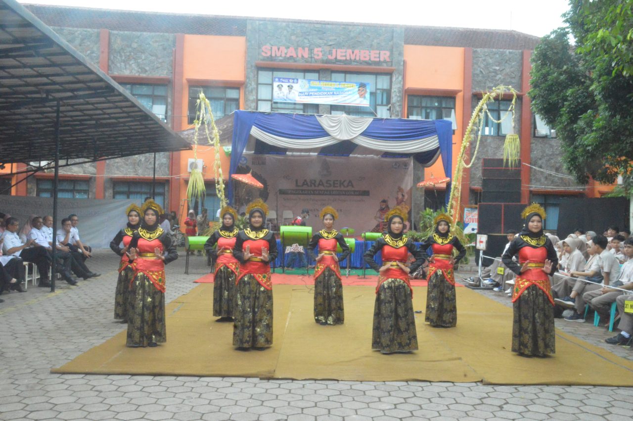 SELEBRASI SISWA KELAS X KURIKULUM MERDEKA SMAN 5 JEMBER 2023