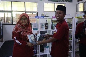 SEMARAK HARMONI DALAM LITERASI