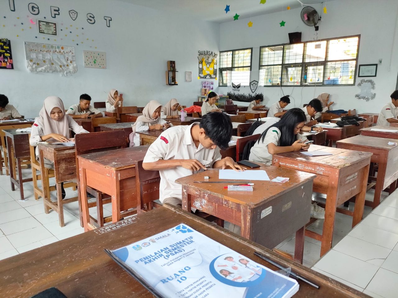 PENILAIAN SUMATIF AKHIR SEMESTER TAHUN 2024-2025