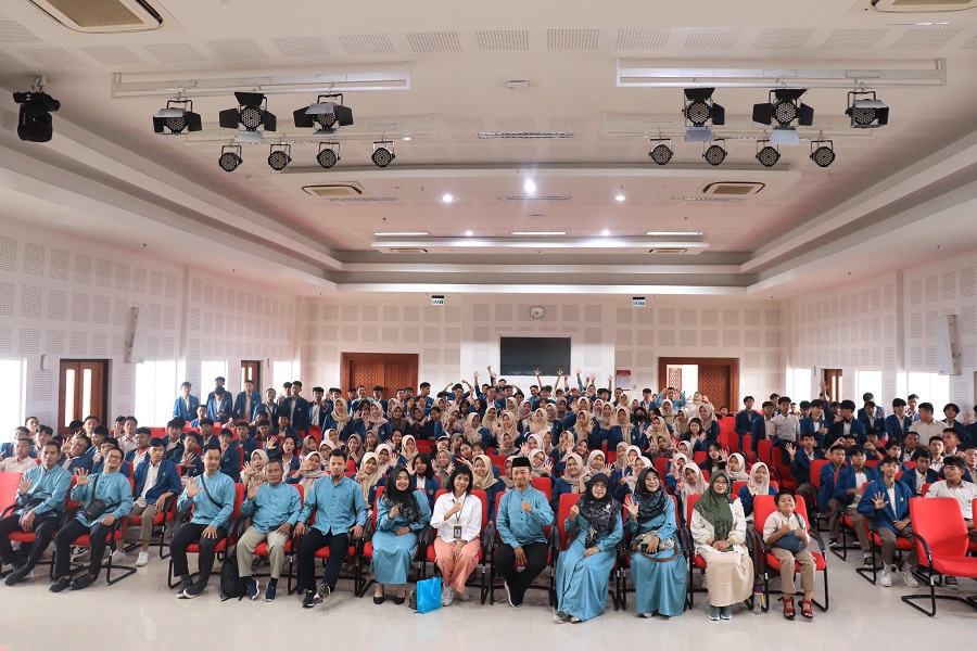 SMAN 5 JEMBER "TOUR DE CAMPUS SEMARANG - YOGYAKARTA"