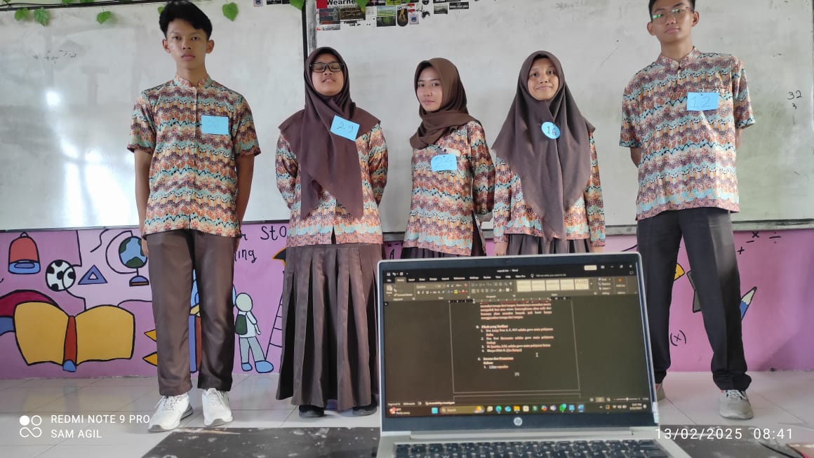 UJIAN PRAKTIK SISWA KELAS XII SMAN 5 JEMBER