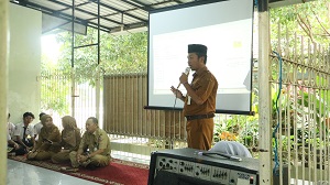 KEGIATAN MPLS (MASA PENGENALAN LINGKUNGAN SEKOLAH) SMA NEGERI 5 JEMBER