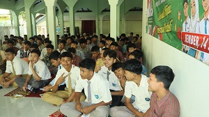 KEGIATAN MPLS (MASA PENGENALAN LINGKUNGAN SEKOLAH) SMA NEGERI 5 JEMBER