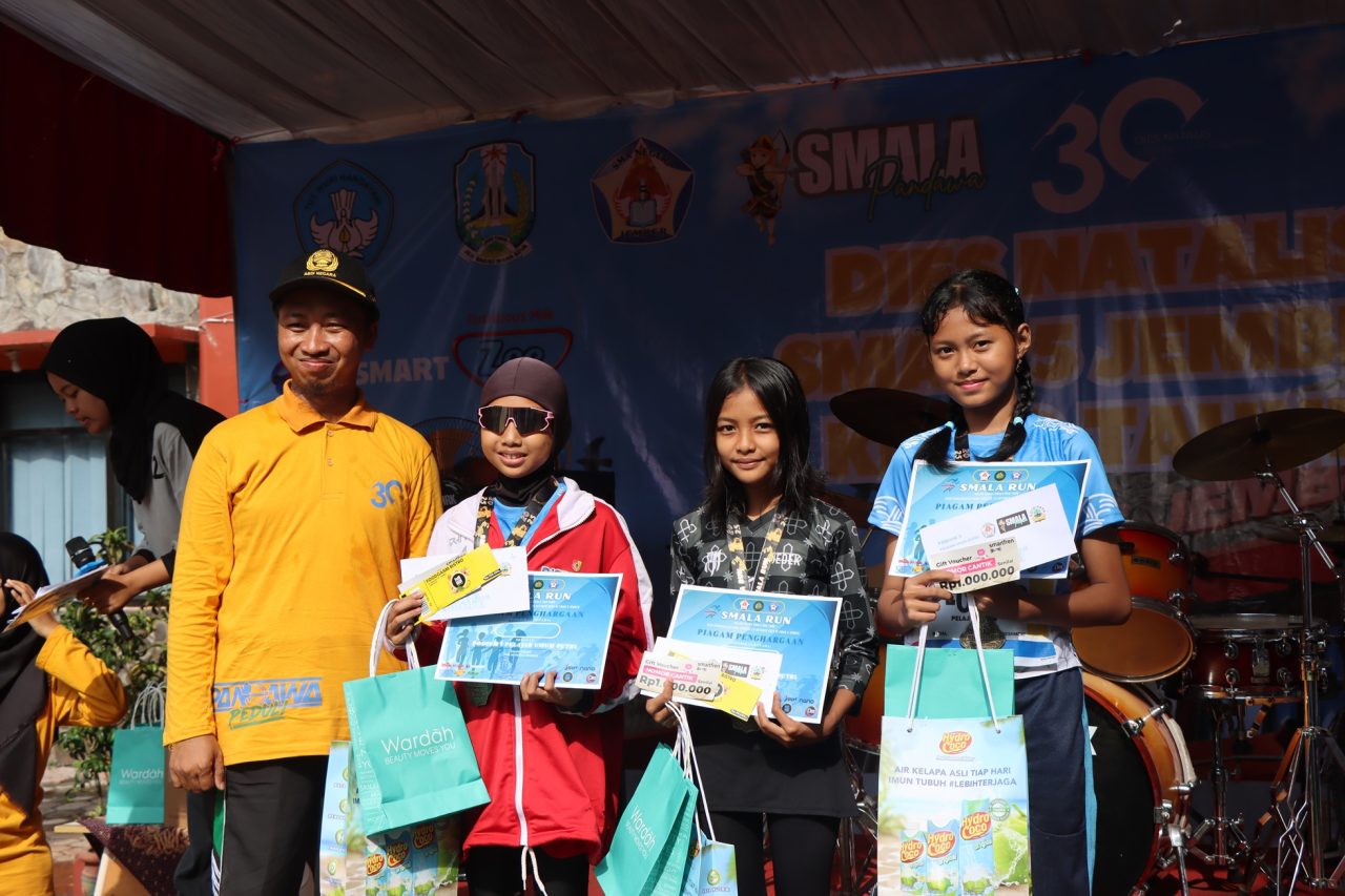 DIES NATALIS SMAN 5 JEMBER KE 30 TAHUN